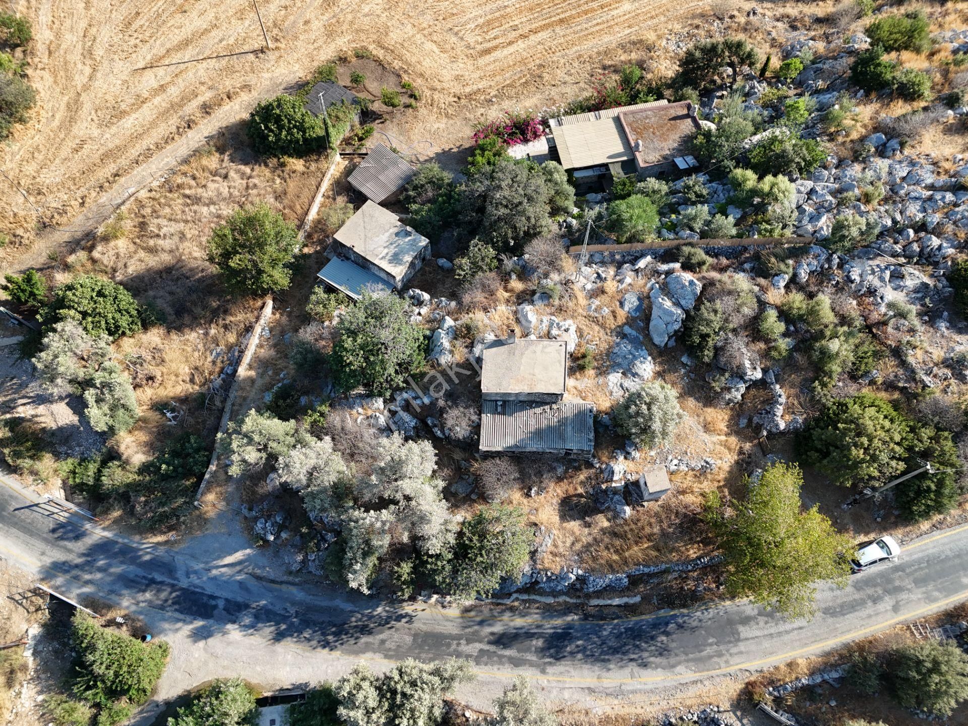 Milas Çökertmede Deniz Manzaralı Tapulu 800m2 Müstakil Ev - Görsel 21