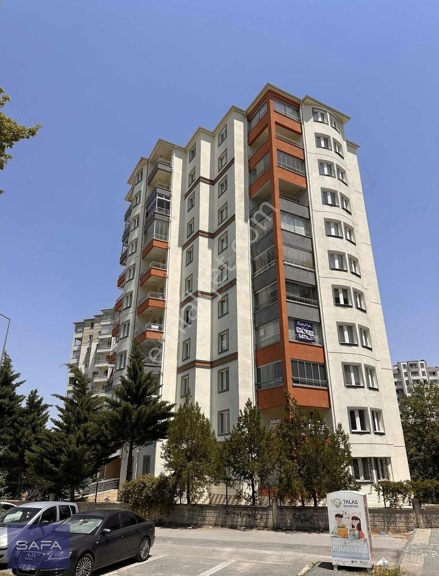 Safa Emlaktan Talas Yenidoğanda Kombili Satılık Daire