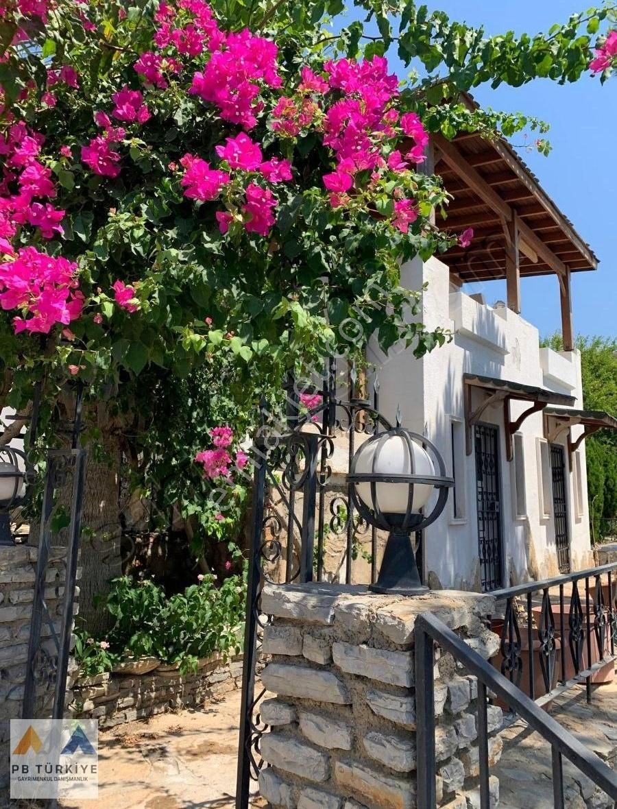 Bodrum Akyarlar'da Plaja Yakın,deniz Manzaralı Satılık Villa ! - Görsel 21