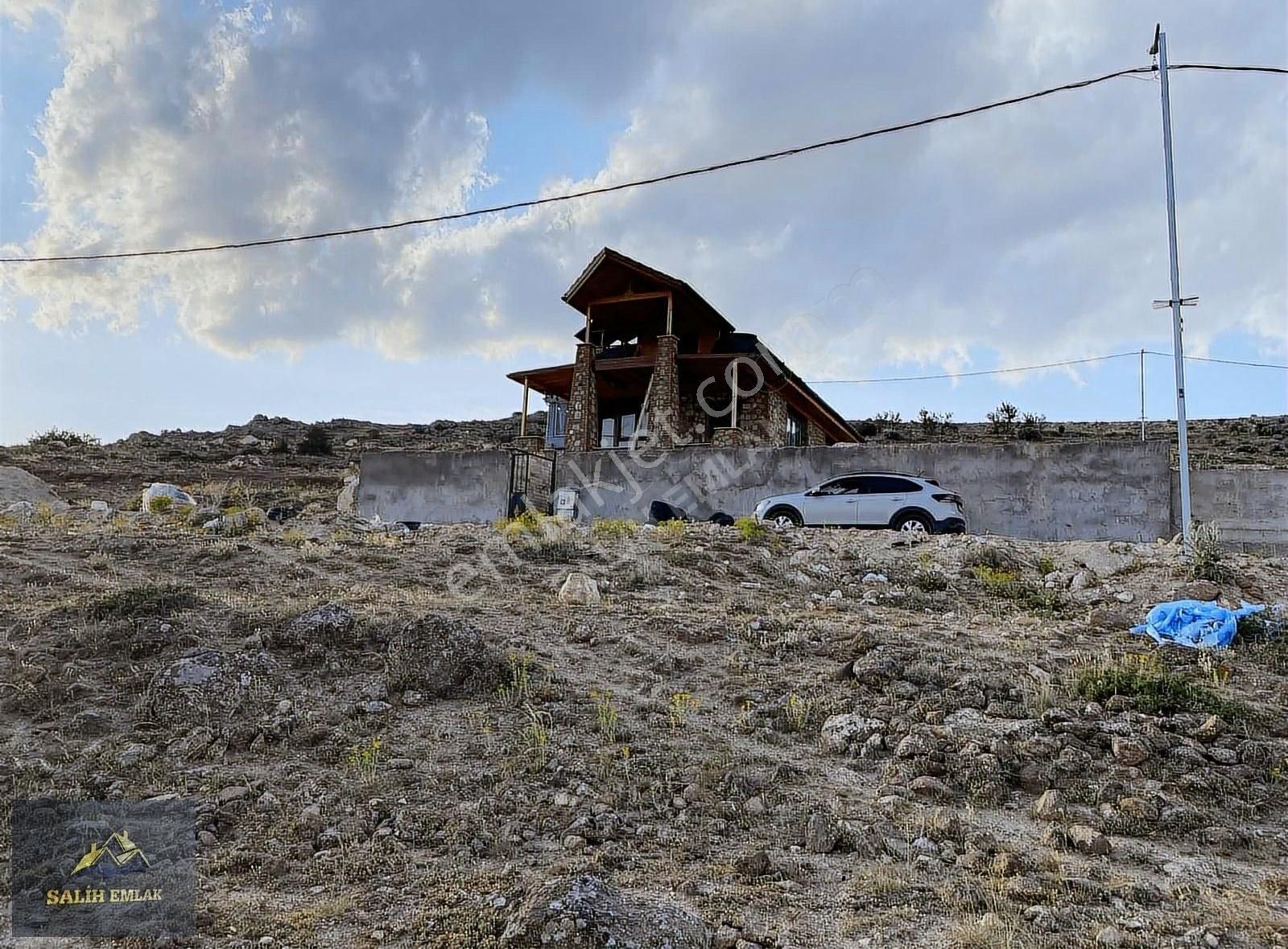 Salih Emlak Tan Kırkpınar Da Niğde Manzaralı 475 M2 Arsa