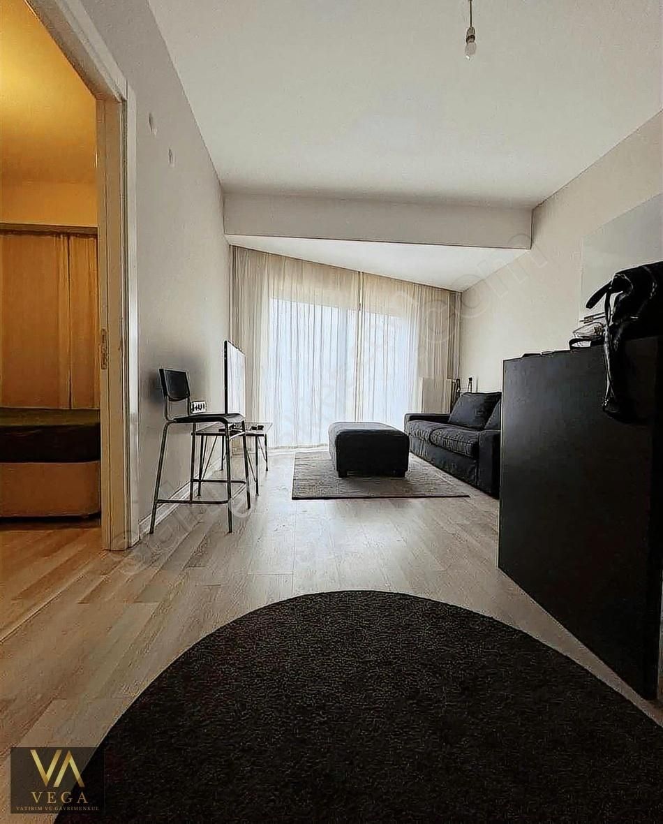 Güzelyurt'ta Site İçi Büyük Cephe Eşyalı 1+1 55m2 Daire
