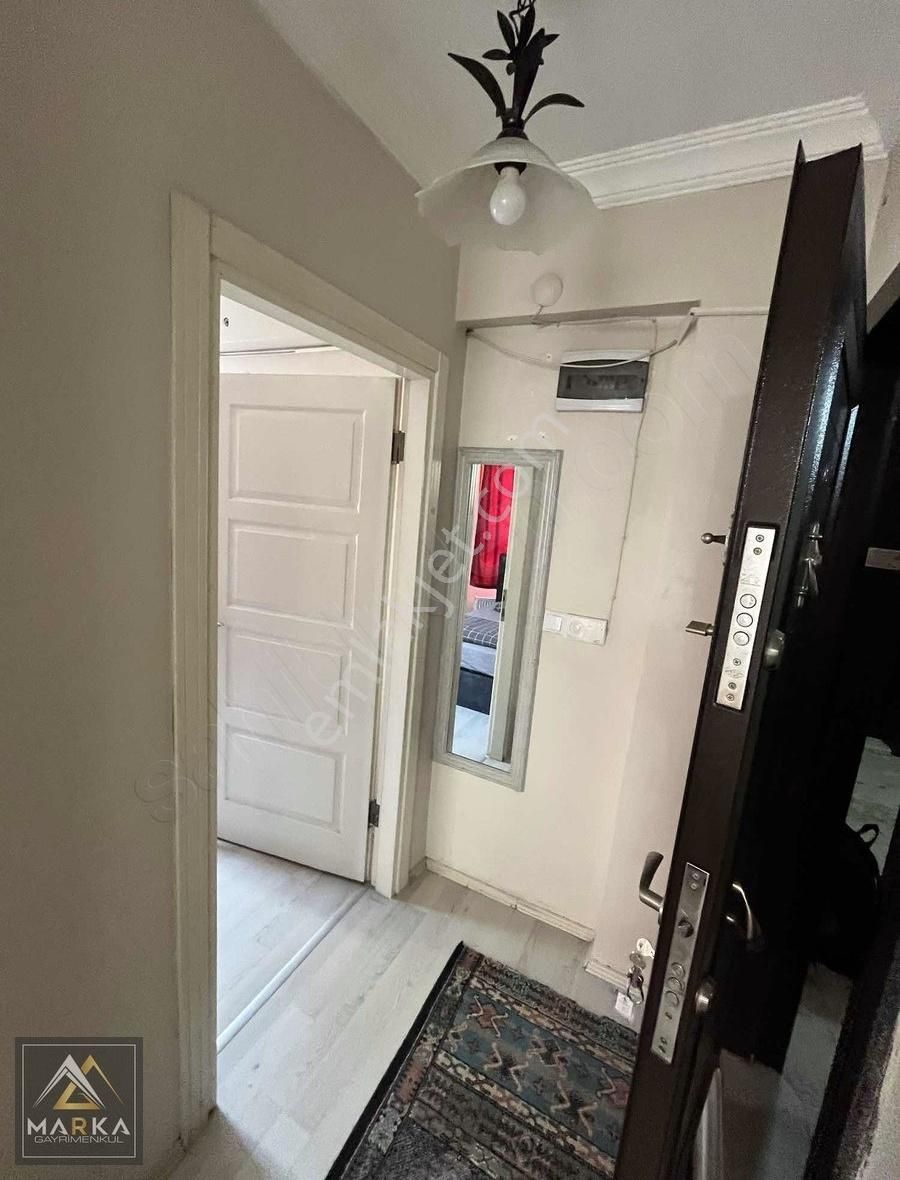 Marka'dan Vazoya 5 Dk Adliye Ordu Evi Arkası Eşyalı 1+0 Daire