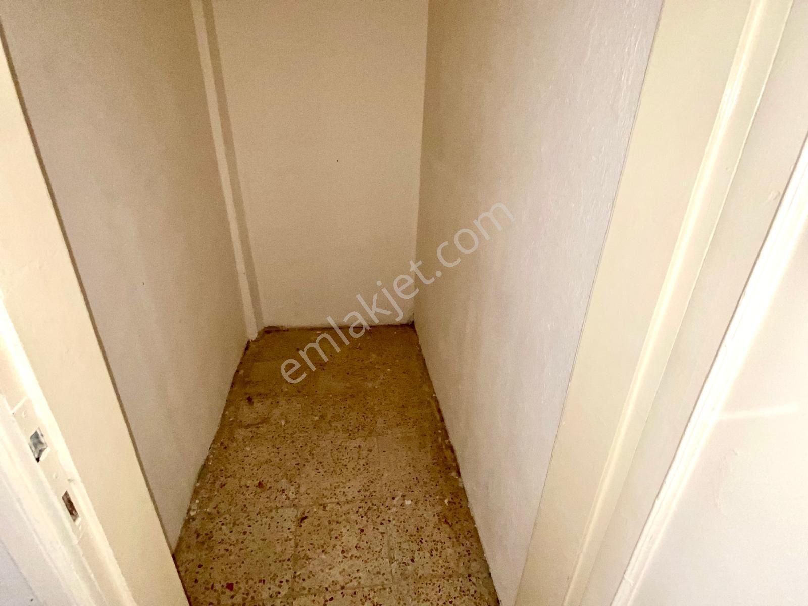 Arga'dan Buca Çevik Bir Meydan Yakını Ara Kat 3+1 Kiralık Daire. - Görsel 28