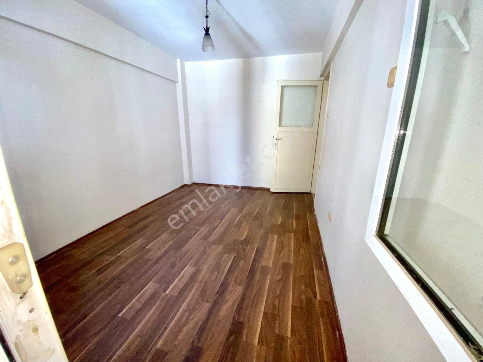 Arga'dan Buca Çevik Bir Meydan Yakını Ara Kat 3+1 Kiralık Daire. - Görsel 17