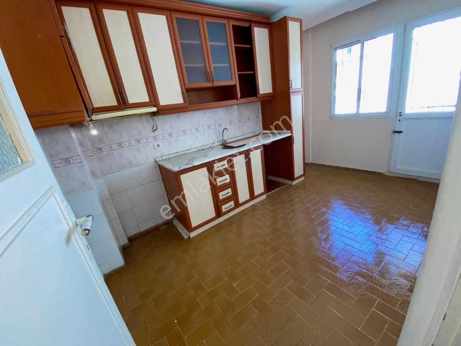 Arga'dan Buca Çevik Bir Meydan Yakını Ara Kat 3+1 Kiralık Daire. - Görsel 11