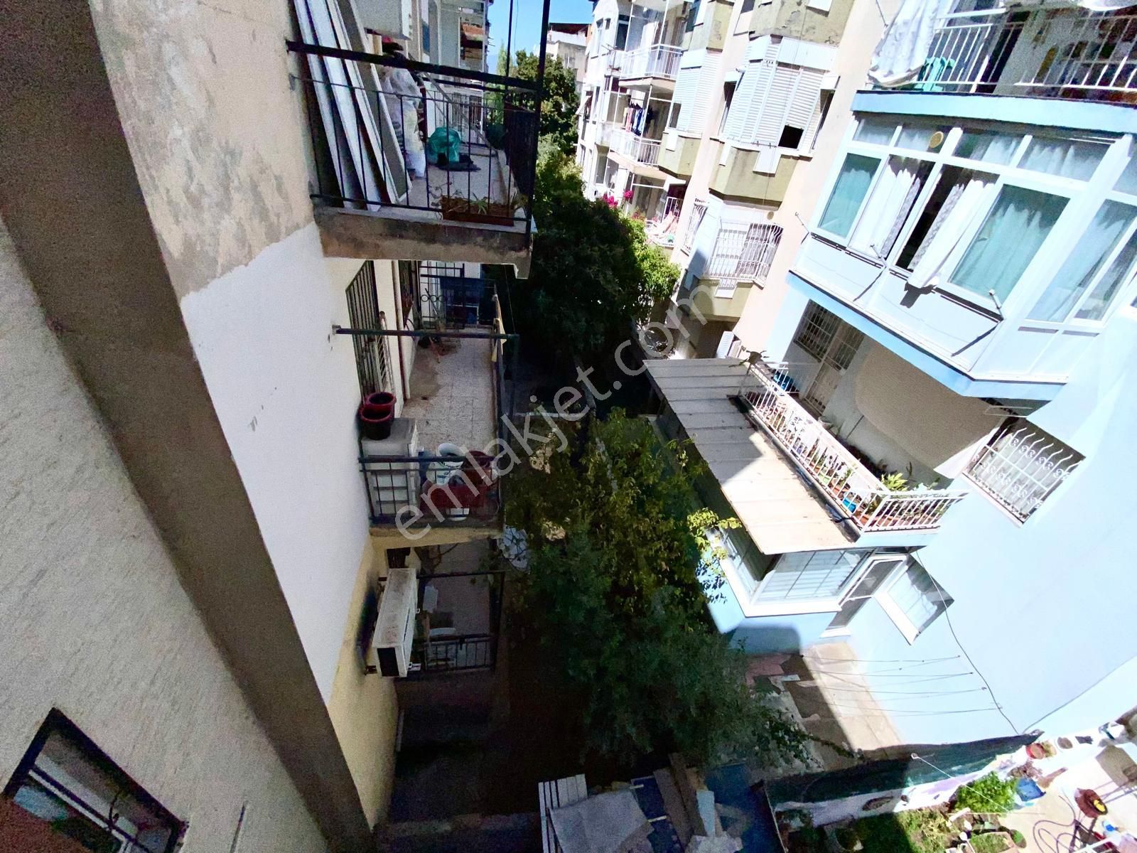 Arga'dan Buca Çevik Bir Meydan Yakını Ara Kat 3+1 Kiralık Daire. - Görsel 15