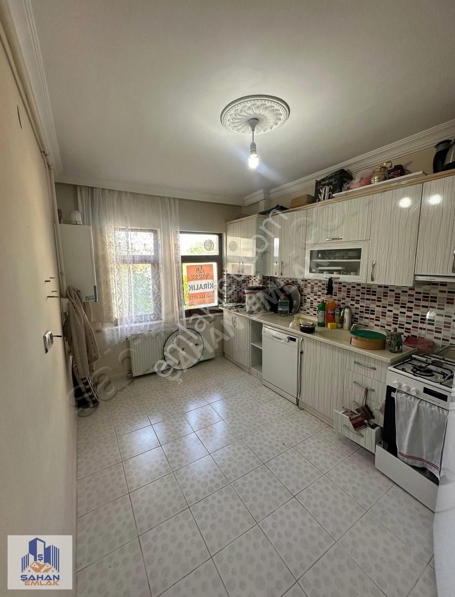 Şahandan Hastane Yakınında Kiralık 2+1 Daire
