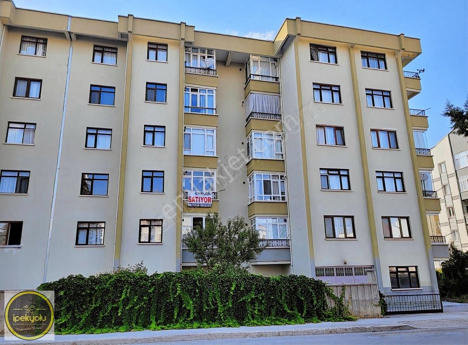 İpekyolu Gayrimenkul Den Oğuzkent Kayıkent Te 3+1 Satılık Daire
