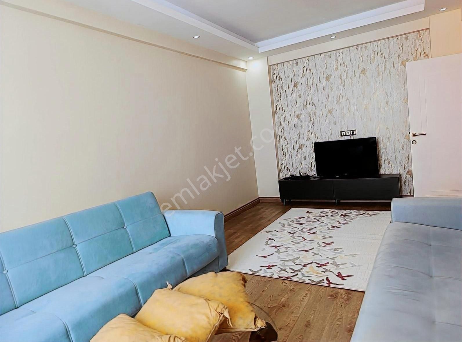 Şehitler Mahallesi'nde Kiralık 1+1 Ayrı Mutfaklı Eşyalı Daire
