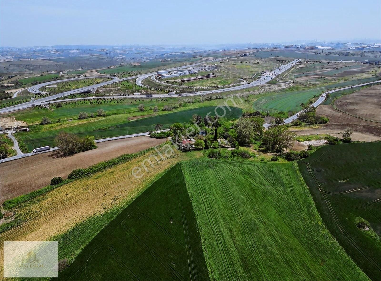 Yassıören'de Cadde Cepheli Fırsat Tarla ! - Görsel 6