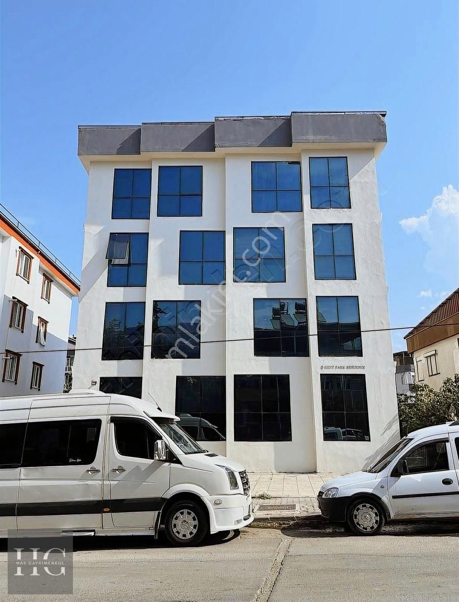 Has Gayrimenkul ' Den Fatih Mah.de Eşyalı Satılık 1+1 Daire