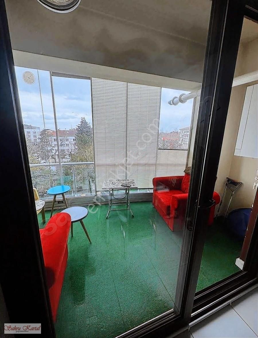Selçuk Ta Merkez Konumda 3+1 Ara Kat Satılık Daire