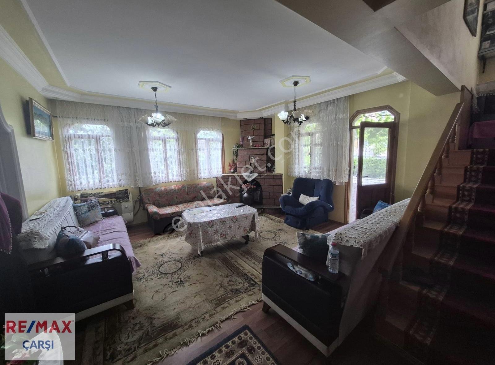 Remax Çarşı'dan Maşukiye'de 964 M2 İçinde Satılık İkiz Villa - Görsel 3