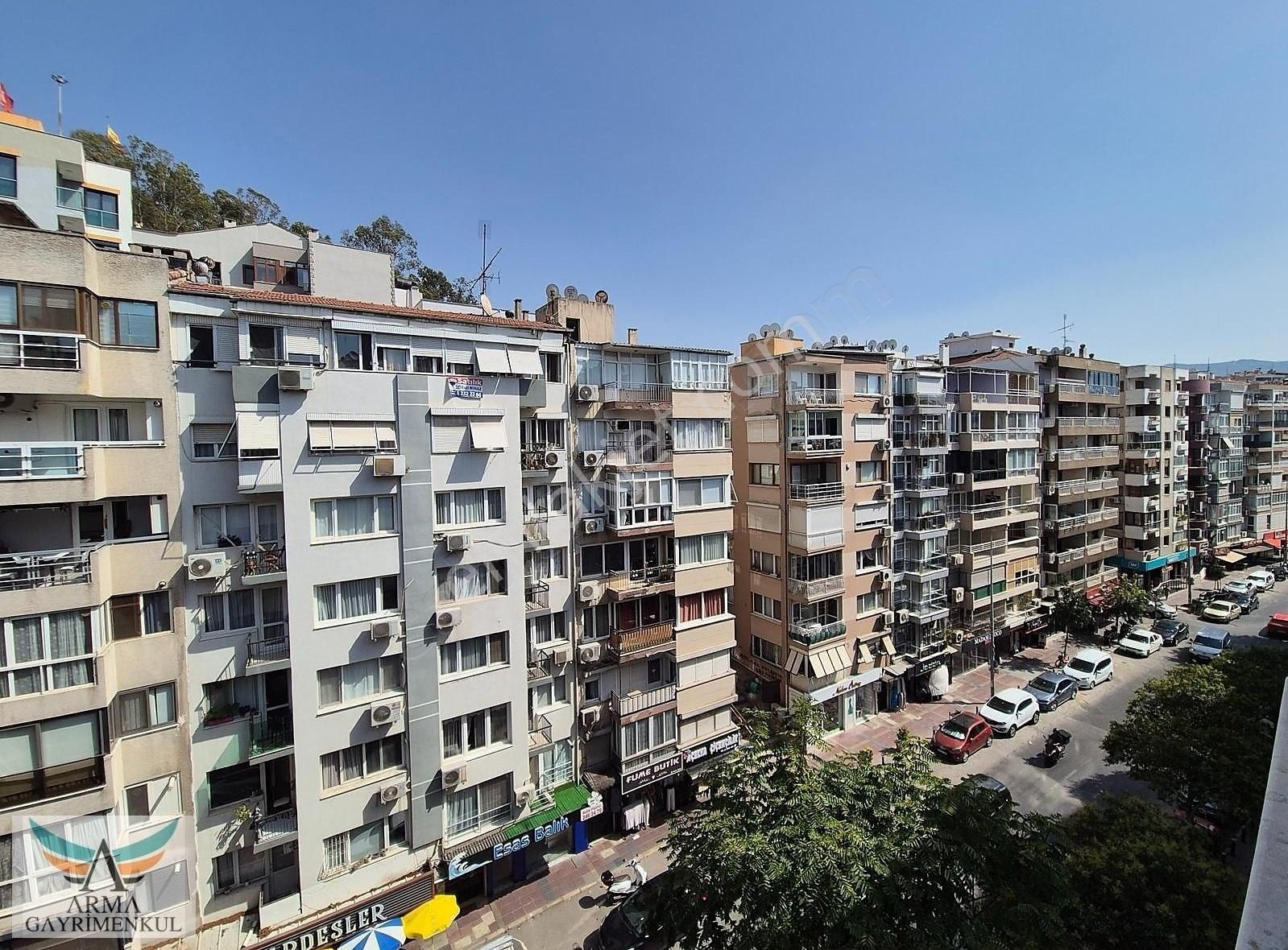 Göztepe Yalısında Panoramik Deniz Manzaralı Kiralık Daire