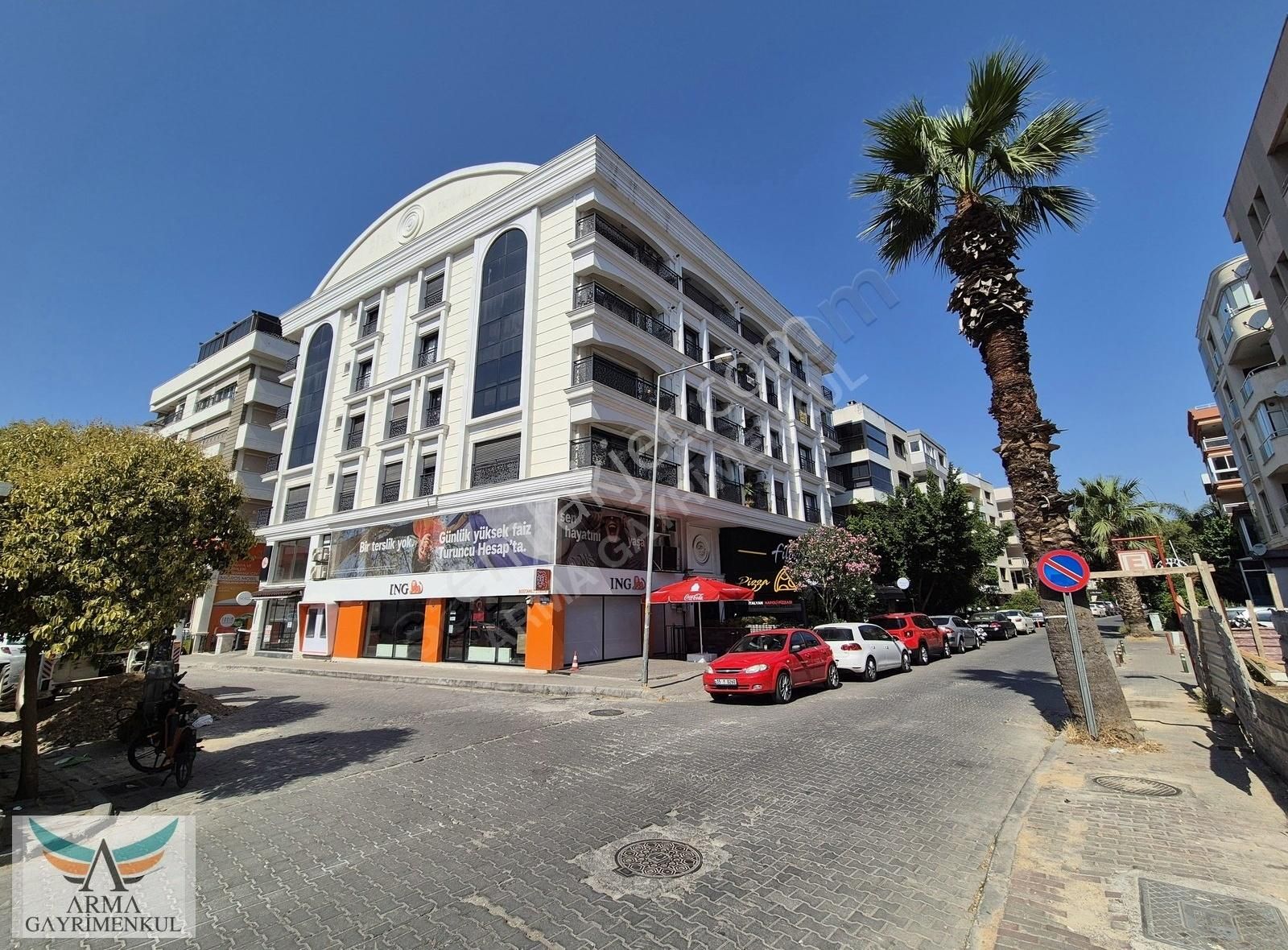 Bostanlı Merkezinde Sağlık Ocağı Yanında Yeni Binada Kiralık 3+1
