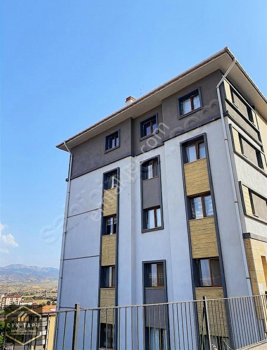 Kovancılar İsmetpaşa Tokilerde Satılık 2+1 Daire