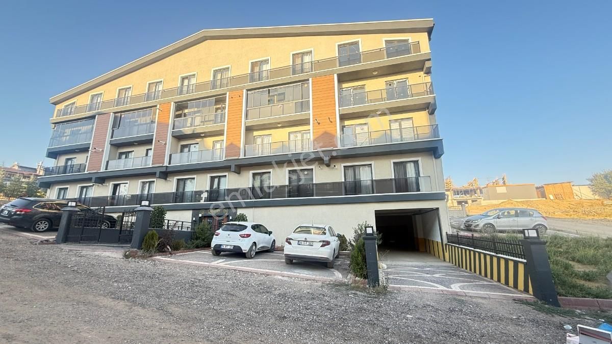 Gölbaşı Taşpınar Jandarma Yargıtay 1+1 Eşyalı Kiralık Daire