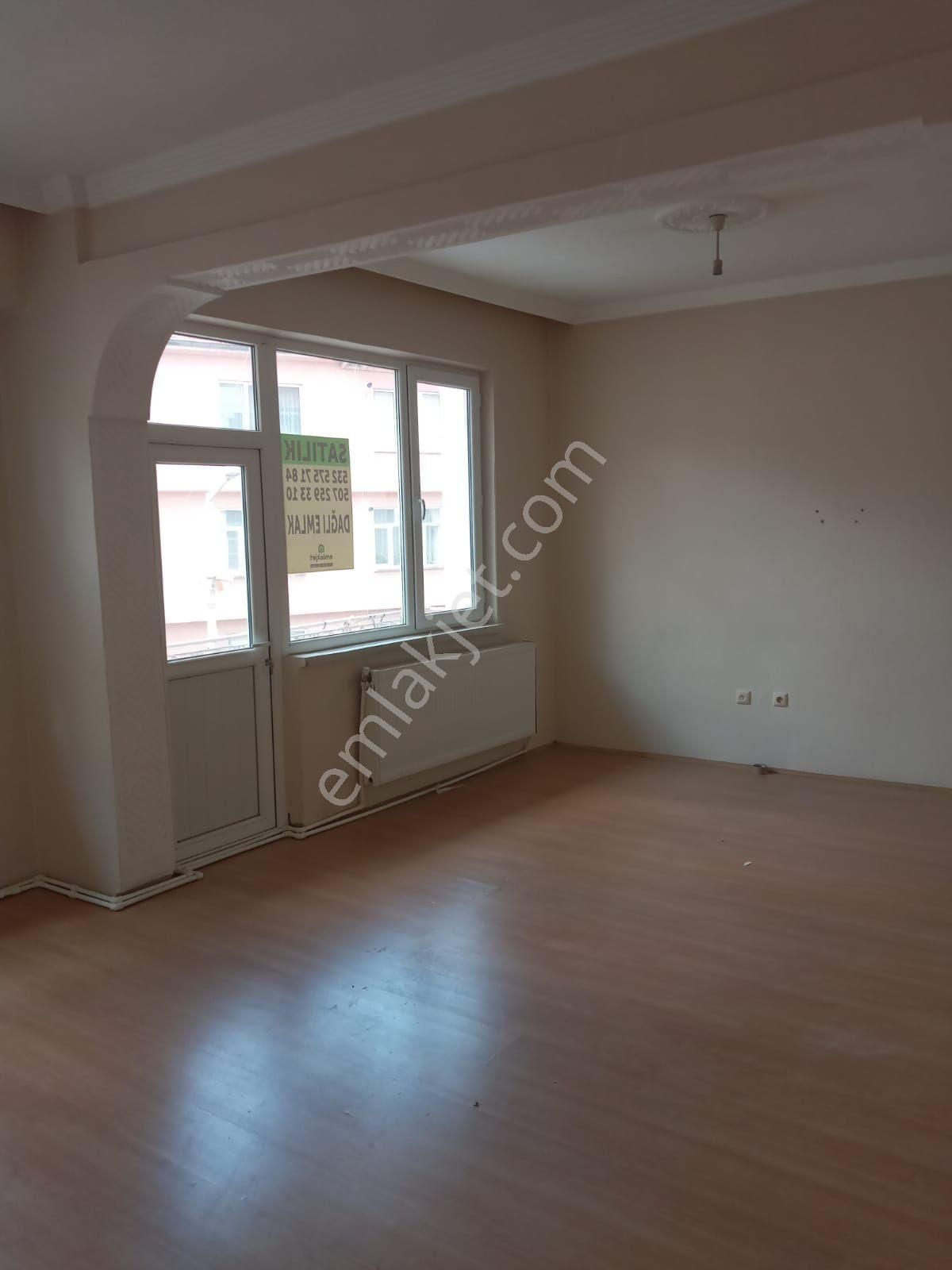 Daglı Emlaktan Meydan Mahallesinde - Görsel 11