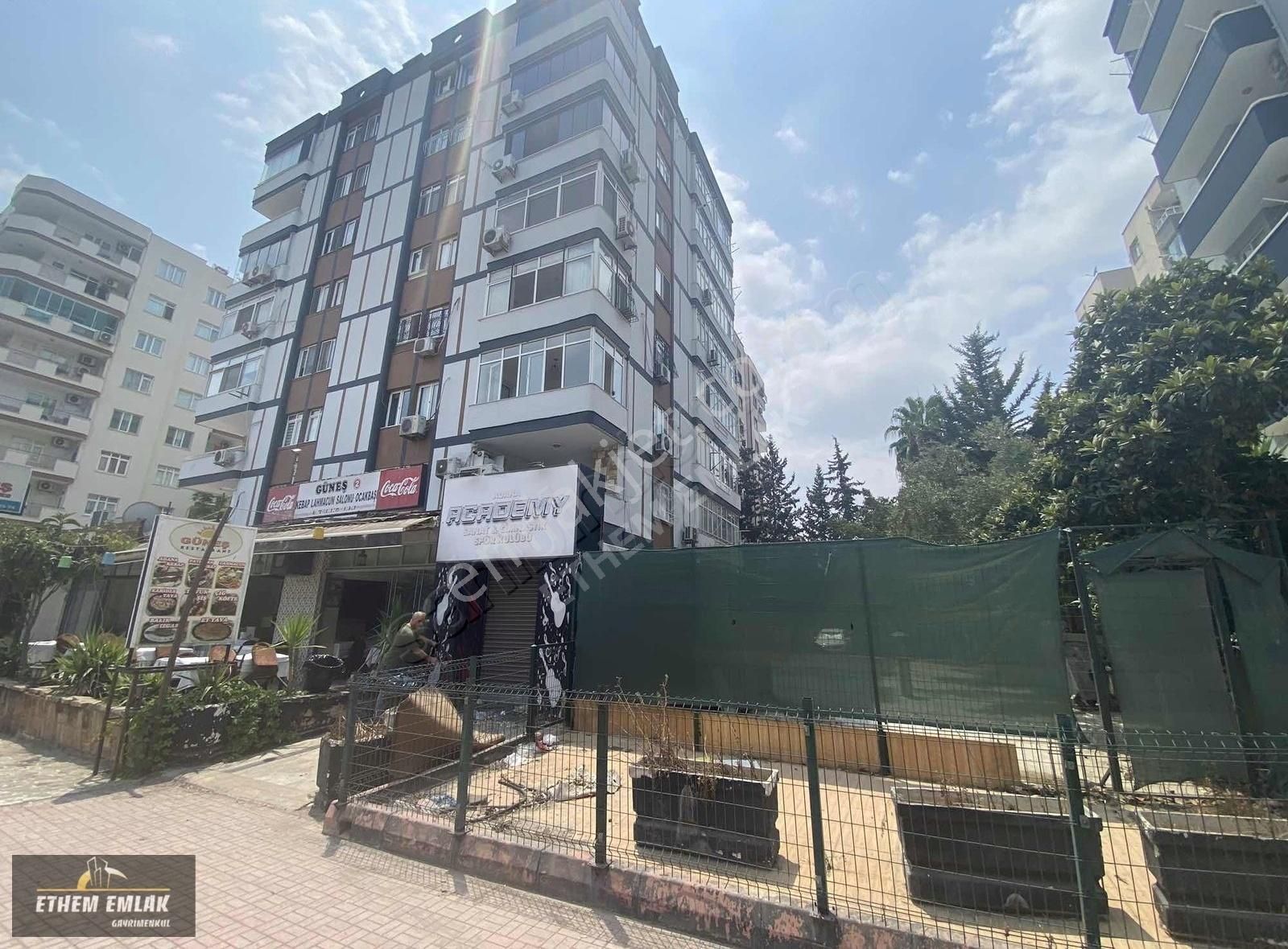 Yılın En Cazip İşyeri Bulvar Üstü Eski Mesken Barın Yeri Kaçmaz