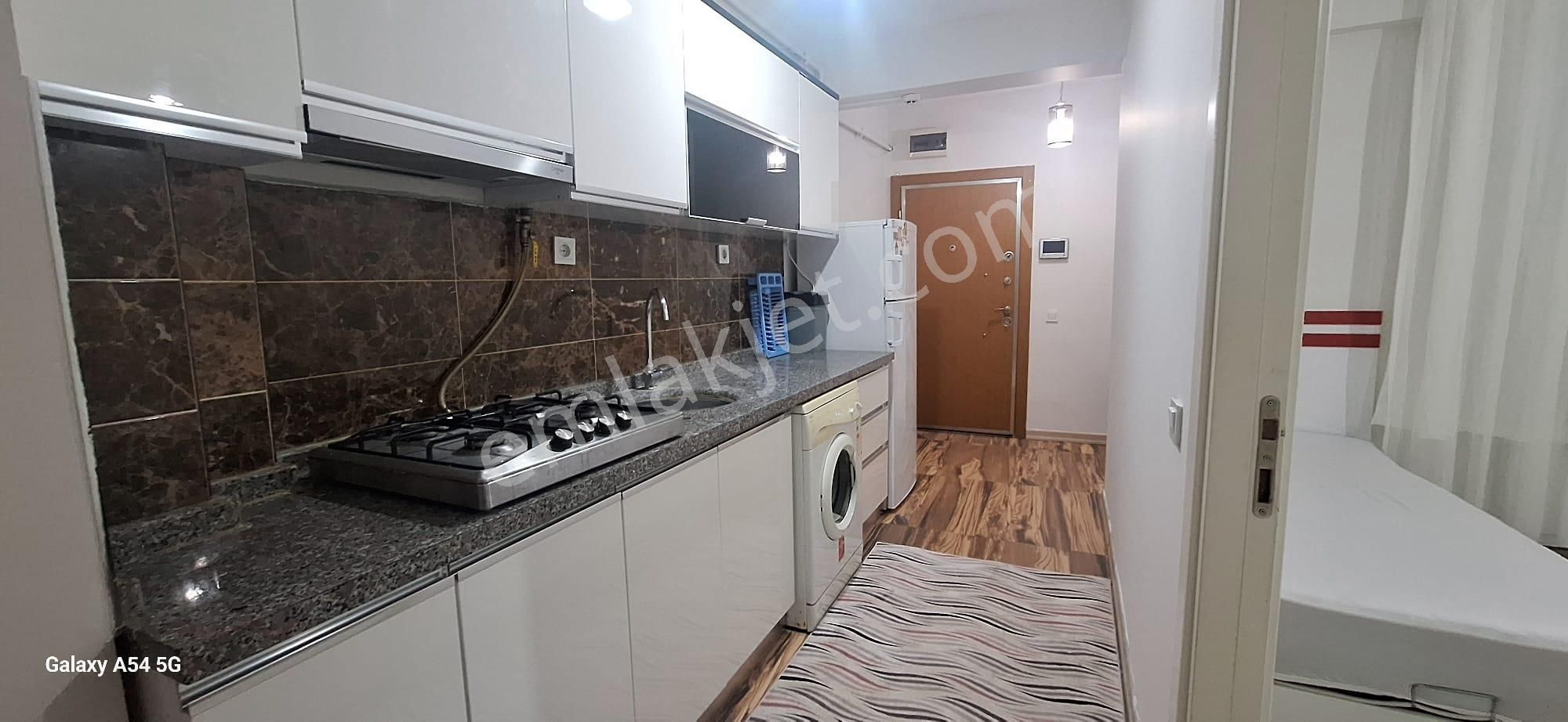 Şahintepesi Gayrimenkul'den Kiralık Eşyalı 1+1 Daire