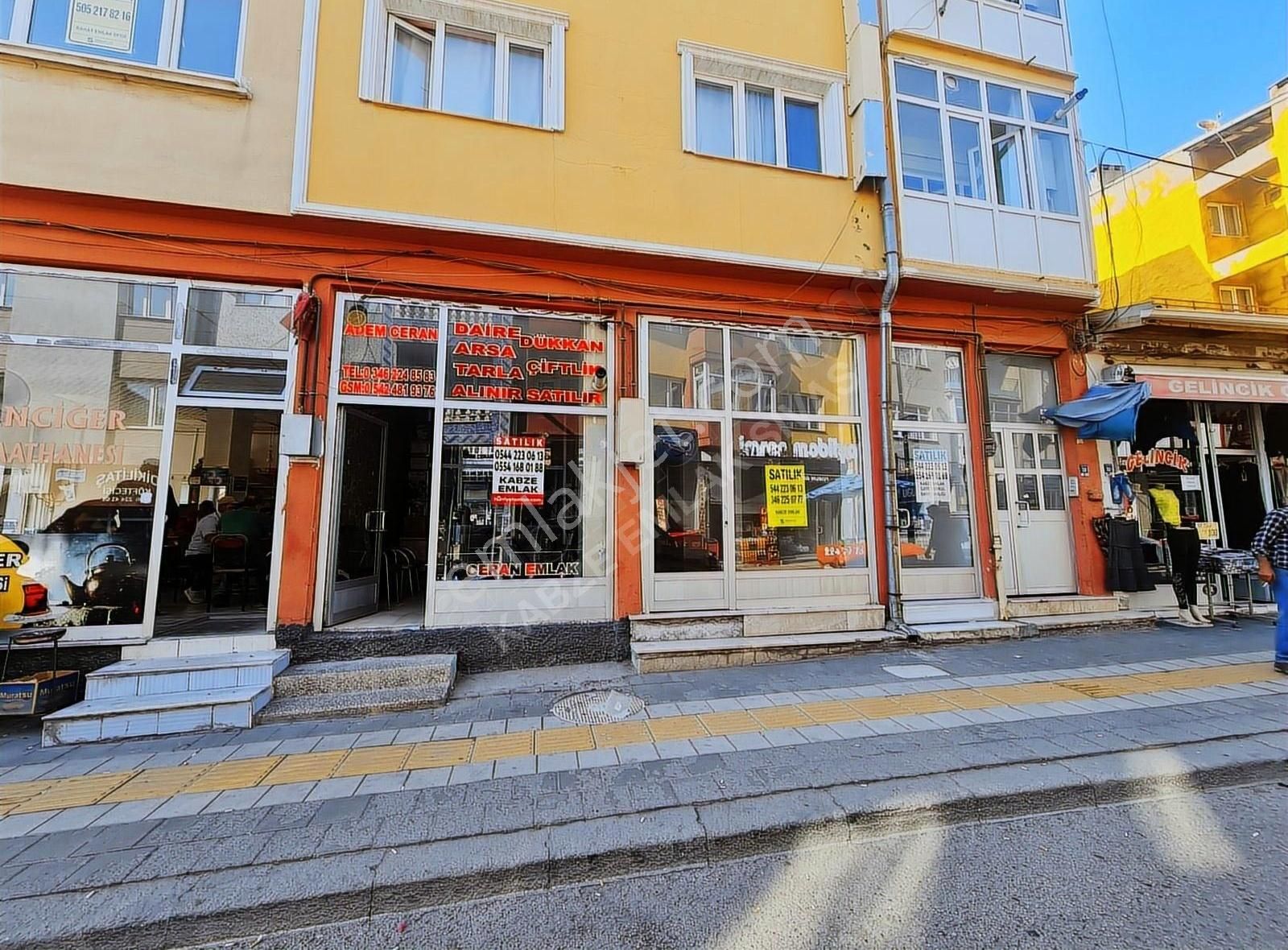 Kabze Emlaktan Dikilitaş Mevkiinde 25+25 M2 Satılık Dükkan .!!