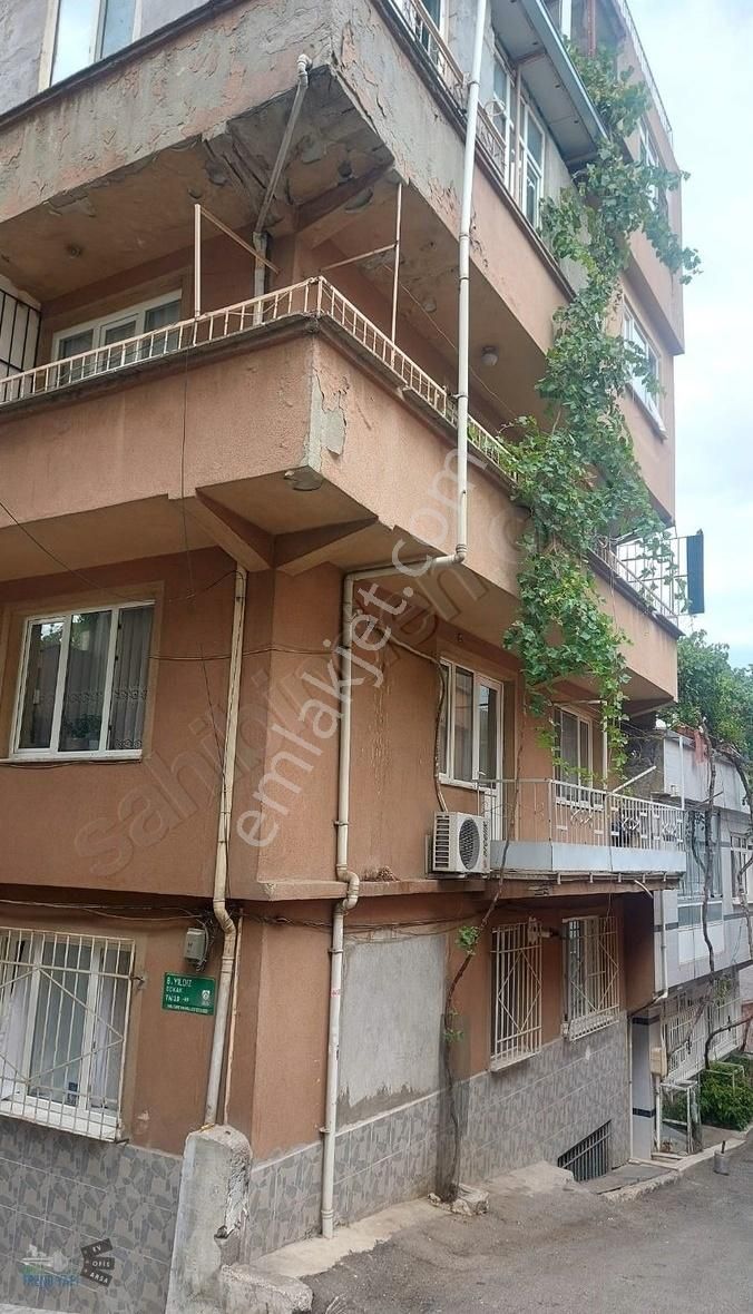 Yeşilyayla Maltepe Mah.de Satılık 4,5 Kat Müstakil Bina