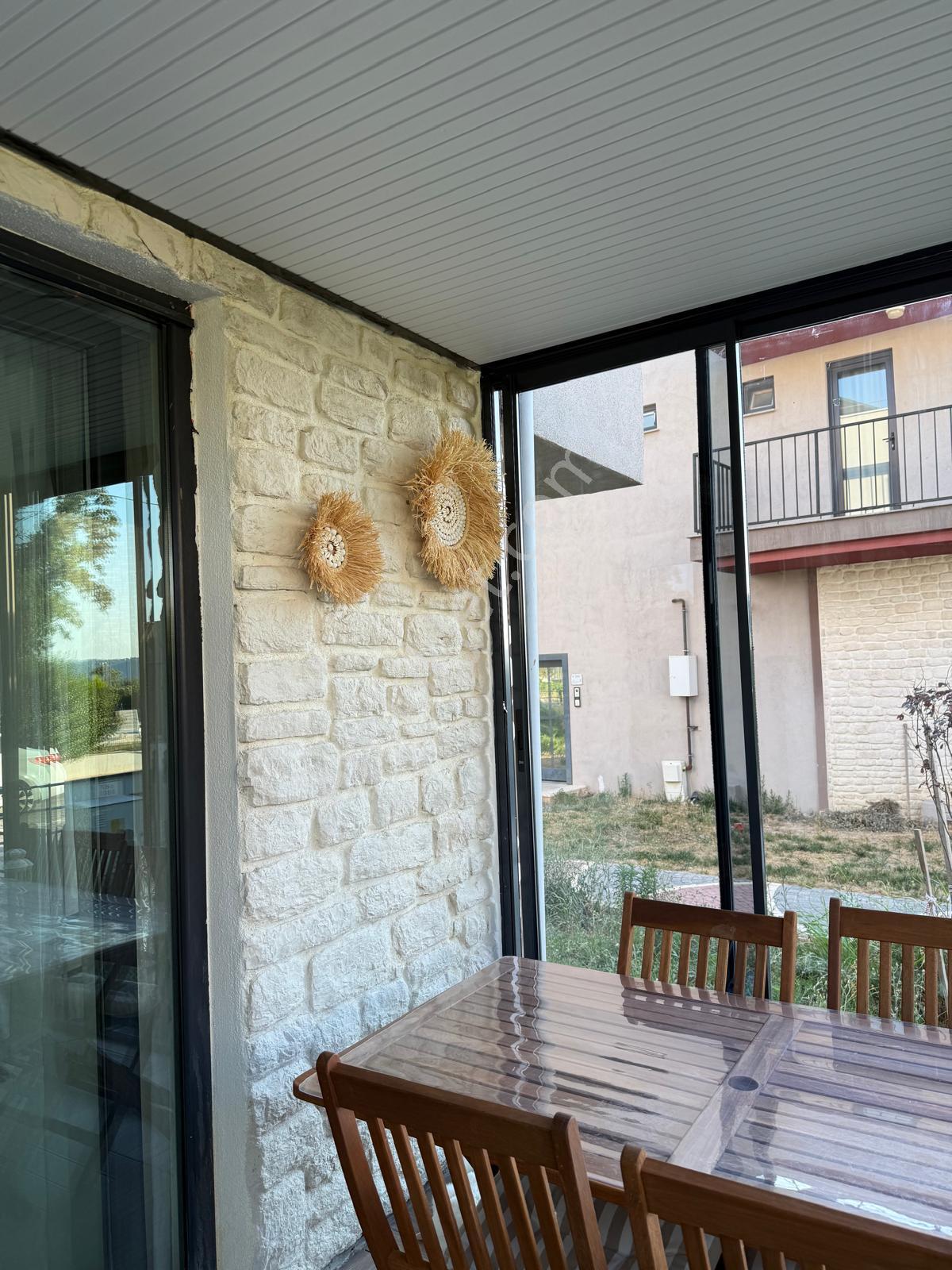 Çanakkale Kepez Sahilde Boğaz Manzaralı Ve Bahçeli Satılık 2+1 - Görsel 33