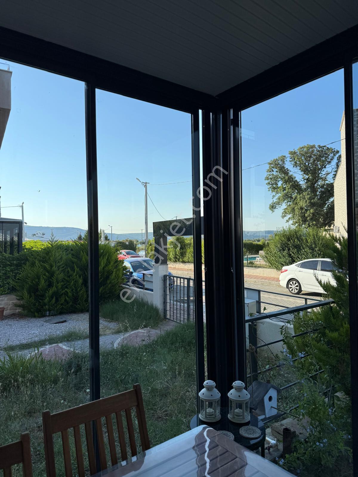 Çanakkale Kepez Sahilde Boğaz Manzaralı Ve Bahçeli Satılık 2+1 - Görsel 30
