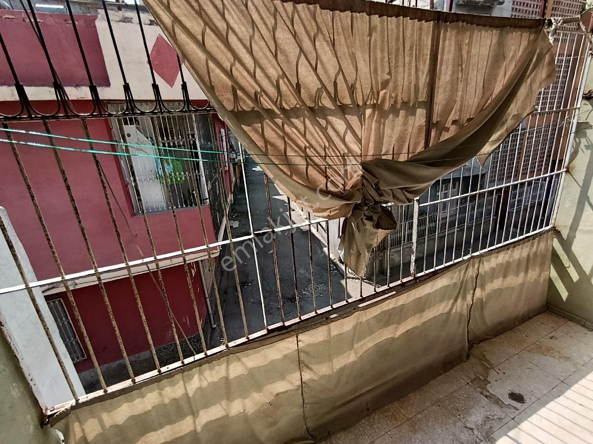 Yeşilyuva Mah.çarşıya Yürüme Mesafesinde Köşe Başı3+1 /170 M² Tapu'lu Müstakilkomple Satılık - Görsel 24