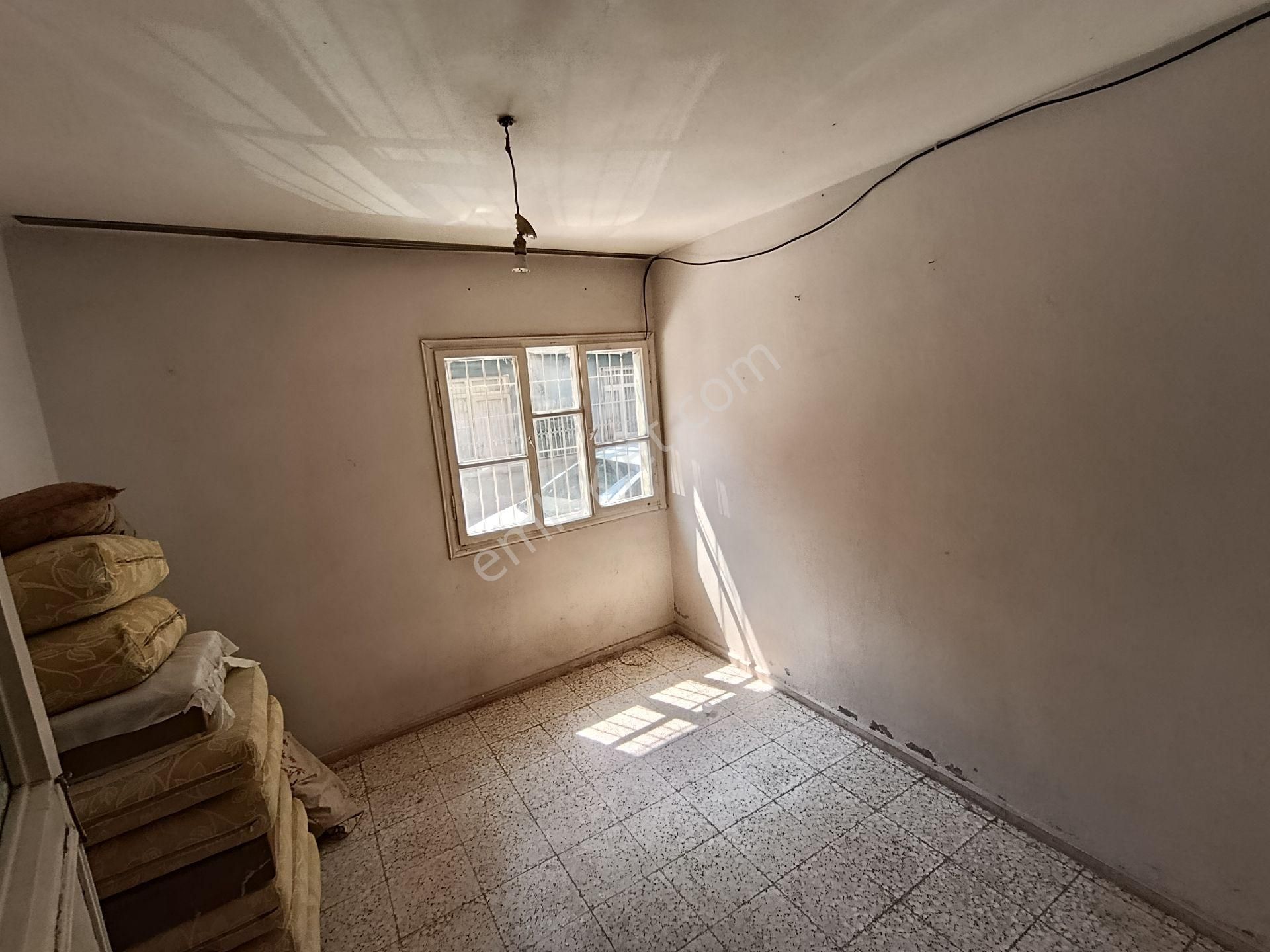 Yeşilyuva Mah.çarşıya Yürüme Mesafesinde Köşe Başı3+1 /170 M² Tapu'lu Müstakilkomple Satılık - Görsel 8