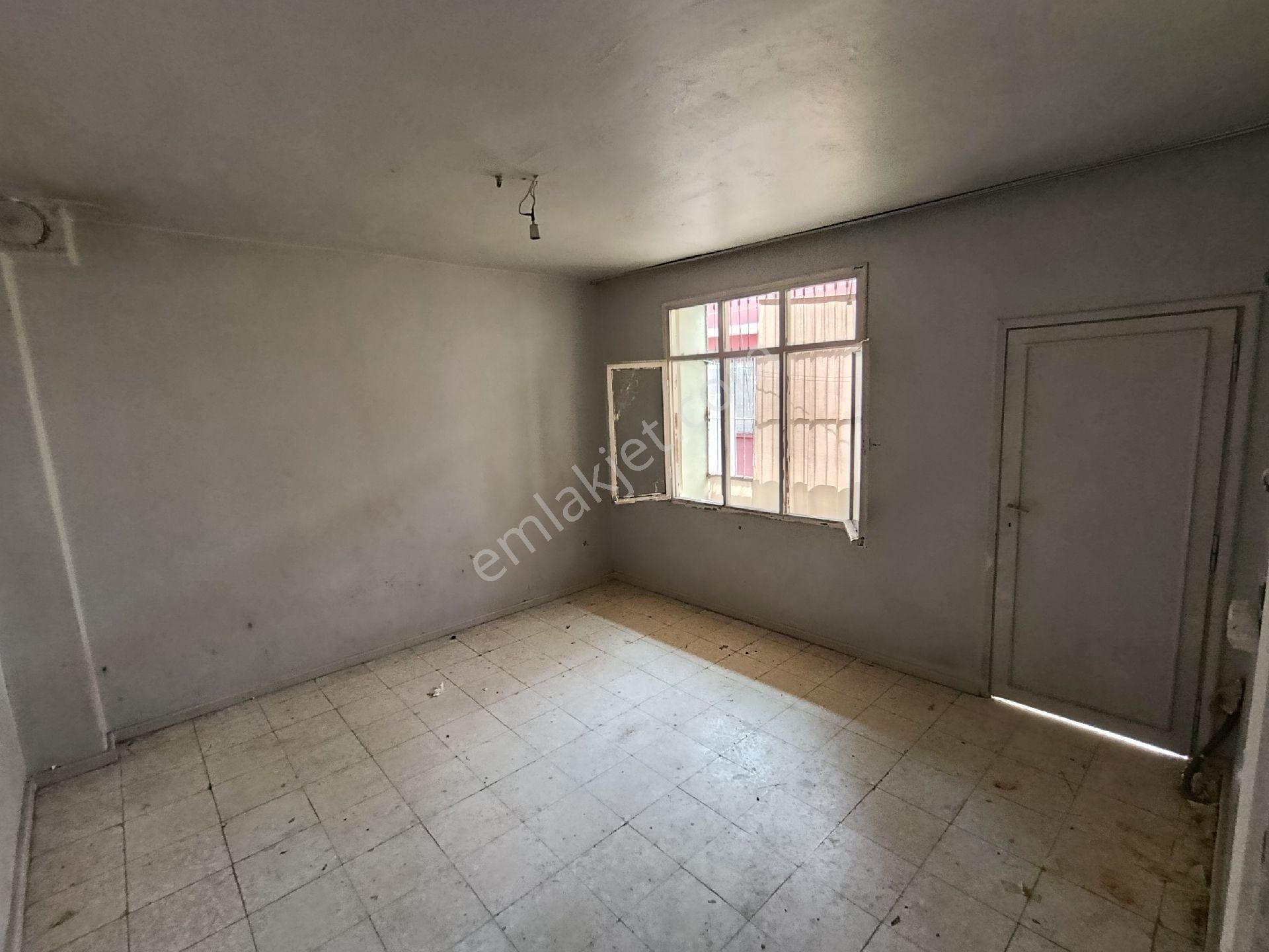 Yeşilyuva Mah.çarşıya Yürüme Mesafesinde Köşe Başı3+1 /170 M² Tapu'lu Müstakilkomple Satılık - Görsel 16