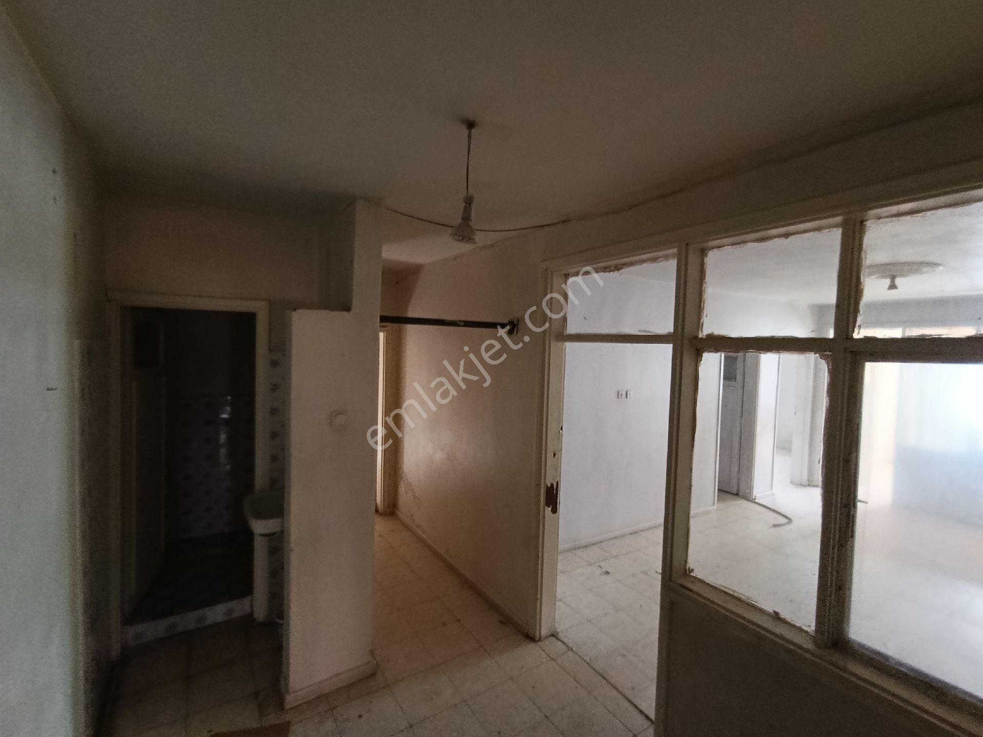 Yeşilyuva Mah.çarşıya Yürüme Mesafesinde Köşe Başı3+1 /170 M² Tapu'lu Müstakilkomple Satılık - Görsel 13