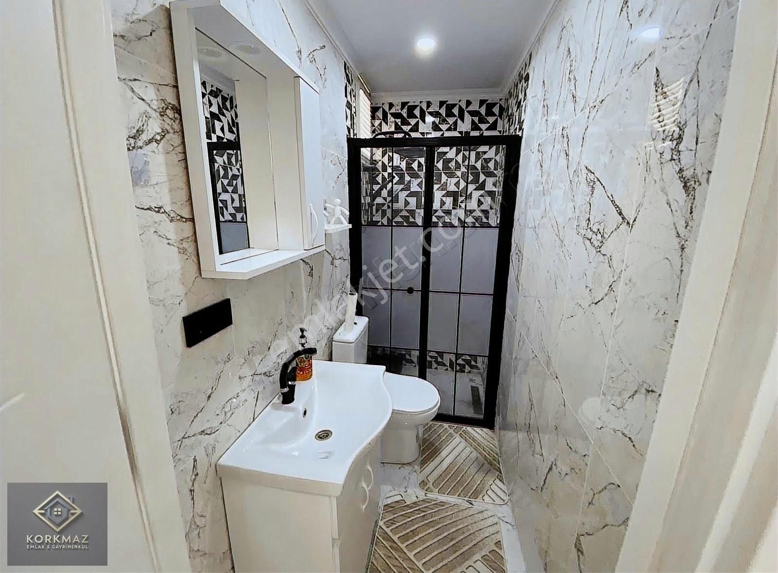 Kağıthane Yahyakemal Mah Oturmaya Hazır Ful Sıfır Eşyalı 2+1