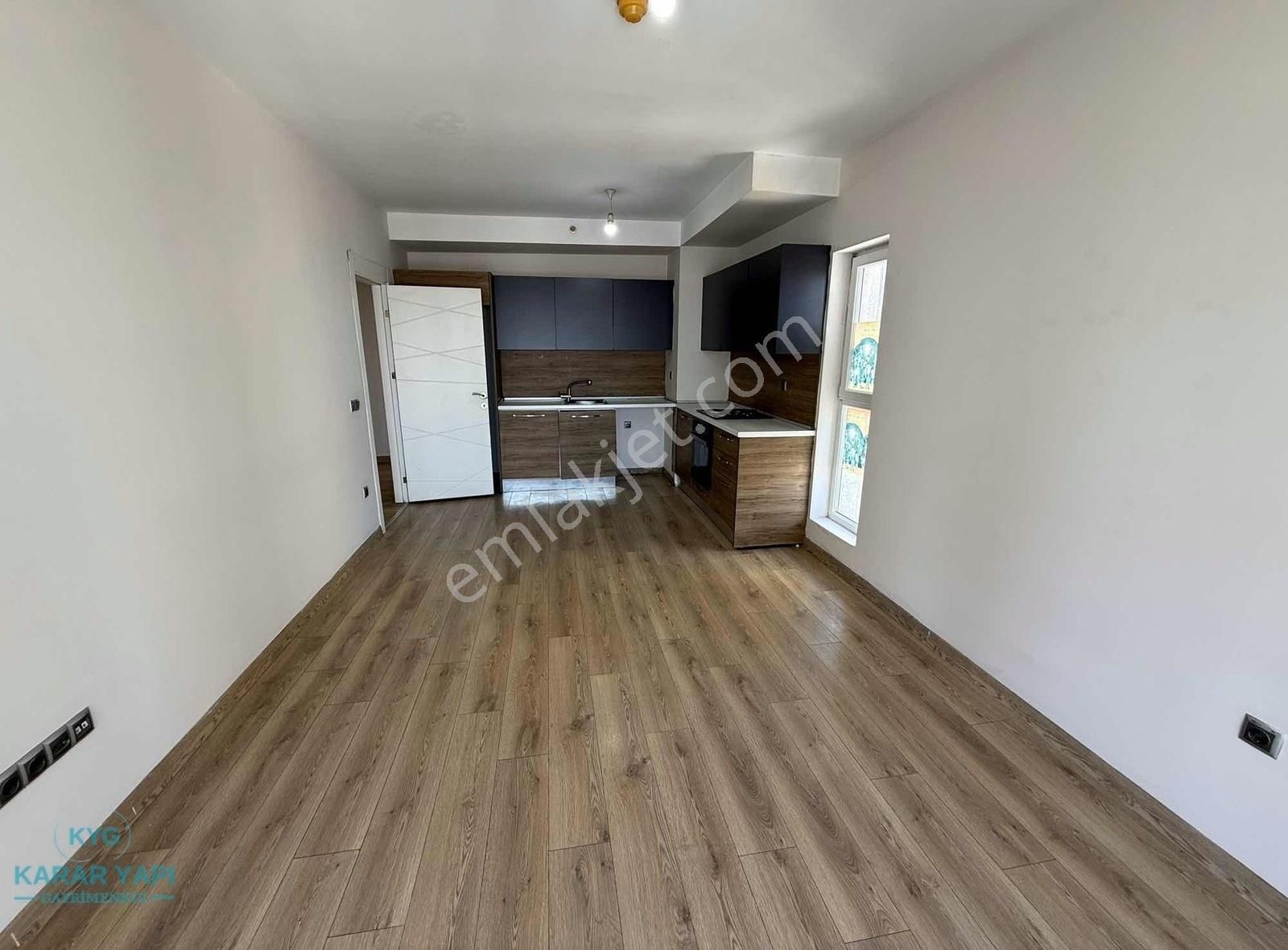 Göl Ve Şehir Manzaralı 2+1 Fırsat Daire