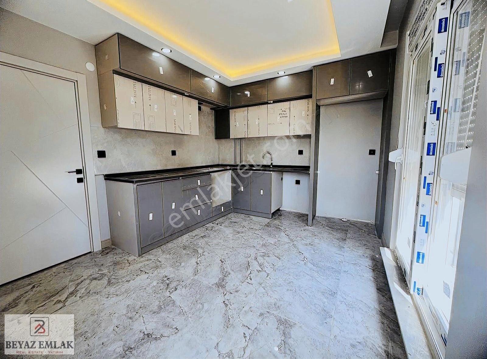 Varsak Karşıyaka'da Ebeveyn Banyolu Lüks Satılık 2+1 Daire
