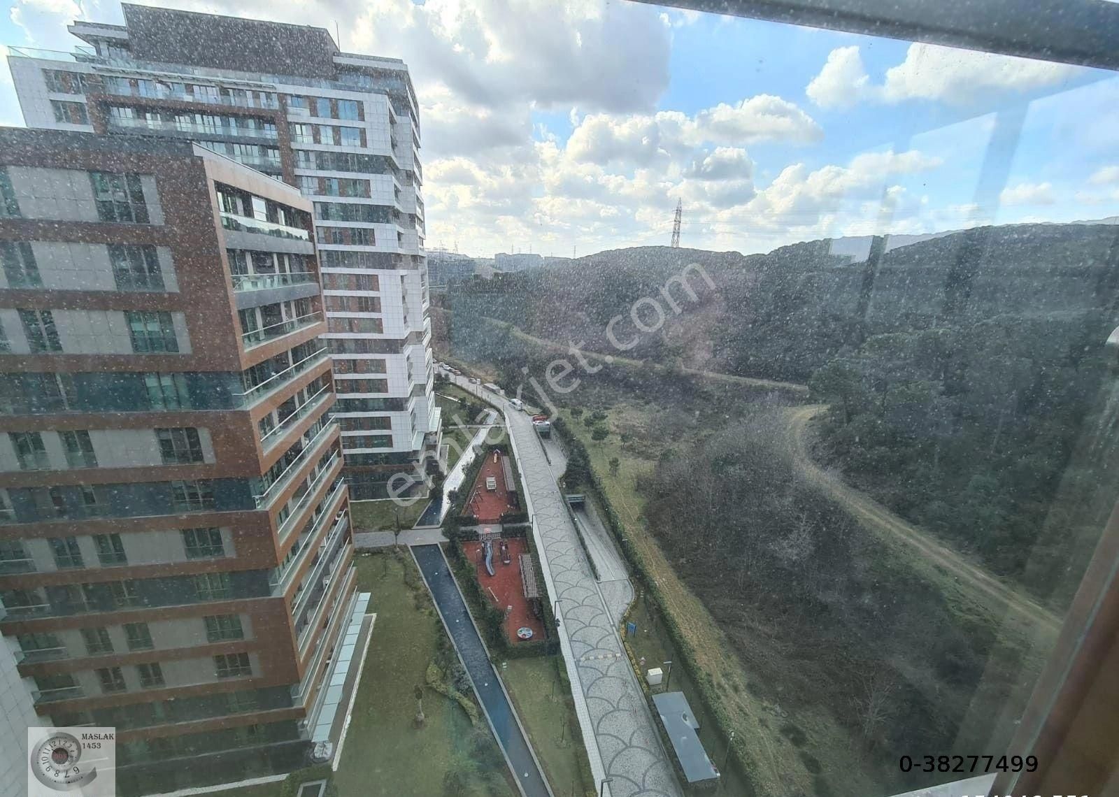 Vadistanbul Teras Sitesinde 3+1 Köşe Satılık Daire Orman Manzaralı