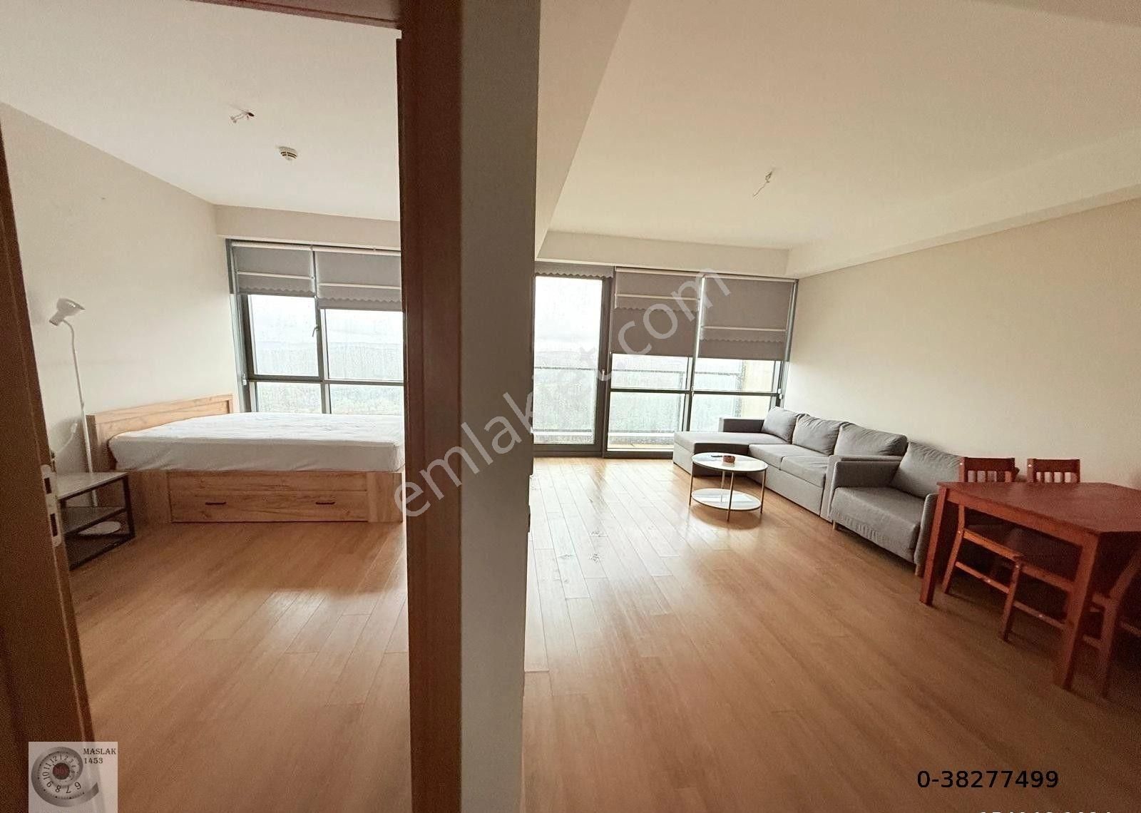 5.levent Sitesinde Satılık 1+1 ***boş*** Oturuma Hazır Yüksek Kat