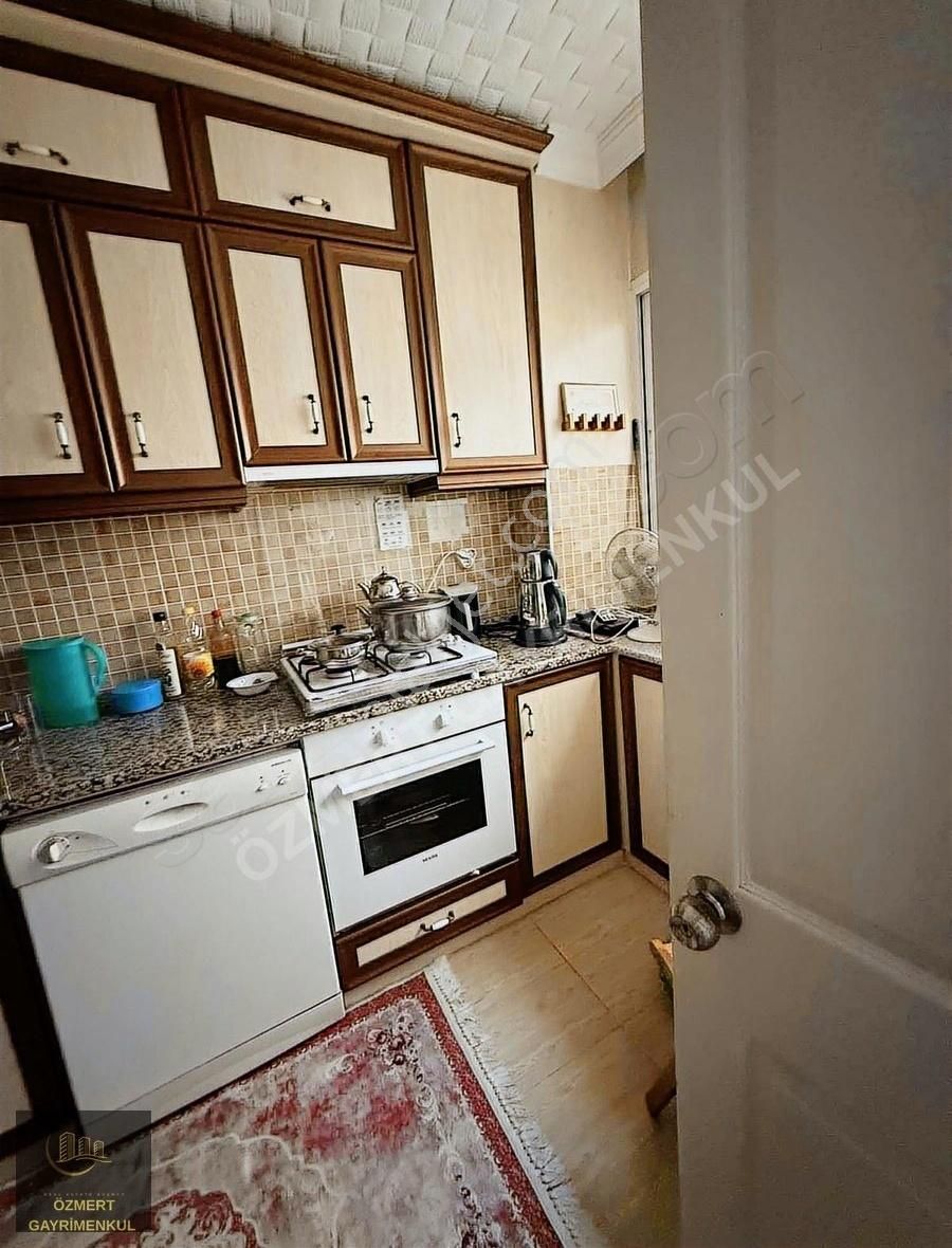 Eşrefpaş Da 3+1 Geniş Full Deniz Manzaralı Satılık Daire