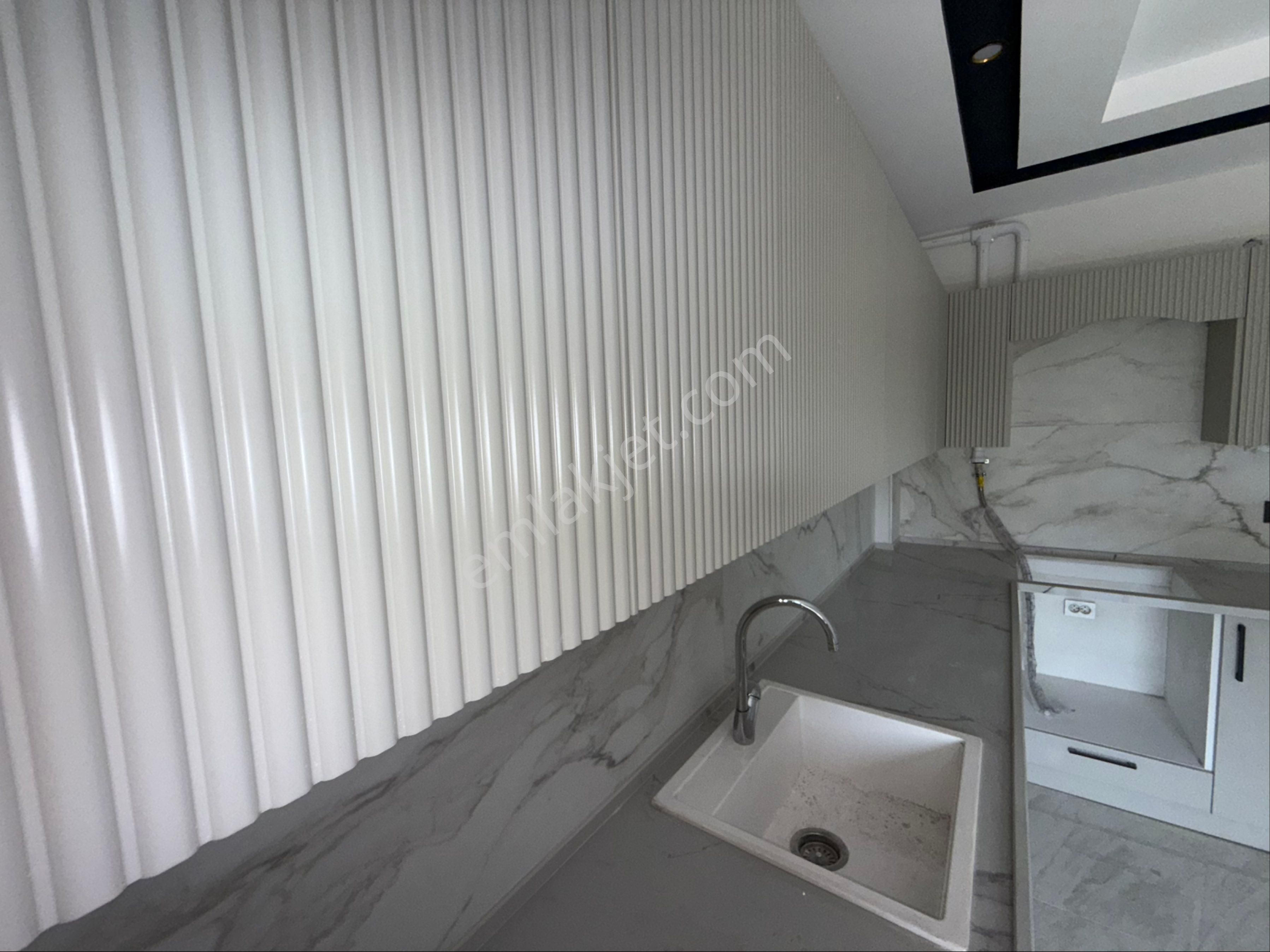 Akhisar İnönü Mh.adliye Mevkii Satılık 3+1 Sıfır Lüx Daire - Görsel 4