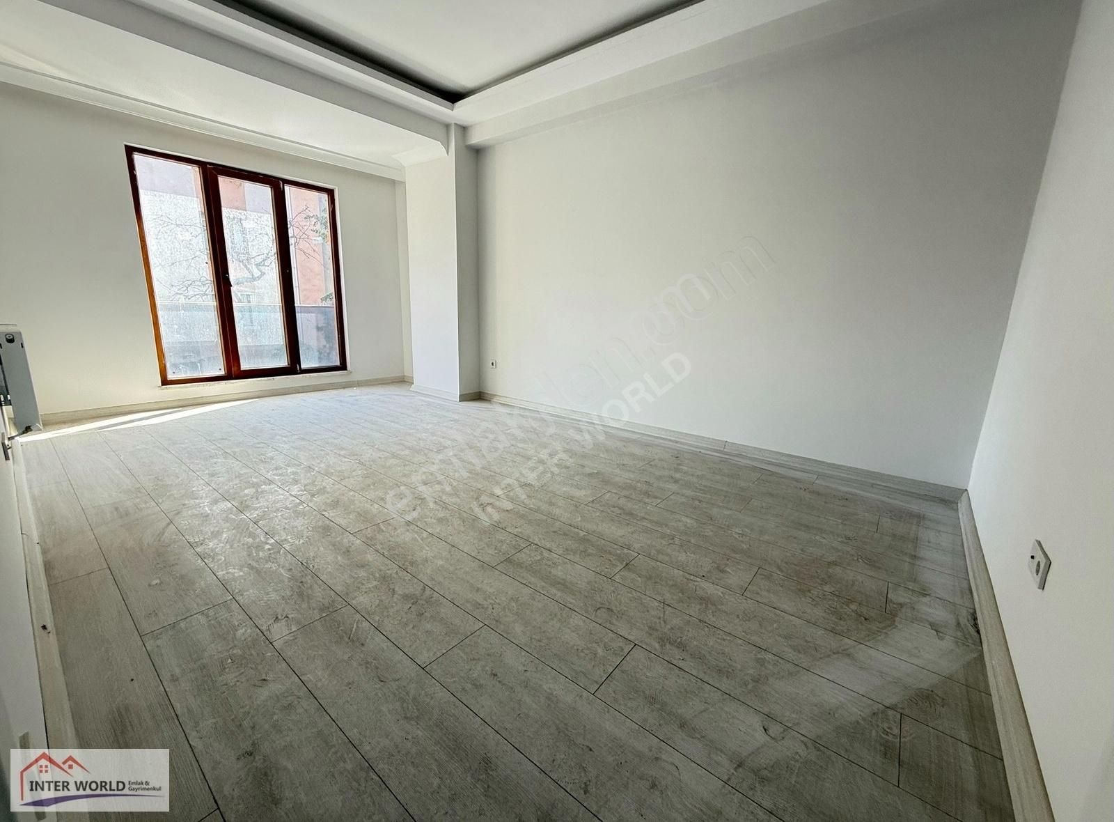 Ön Cephe Çarşı Konumlu Metro 1 Dk 2+1 Sıfır Satılık Daire