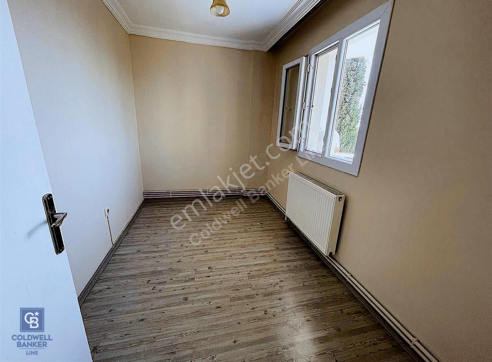 Bornova Evka4'te Kiralık 2+1 Daire