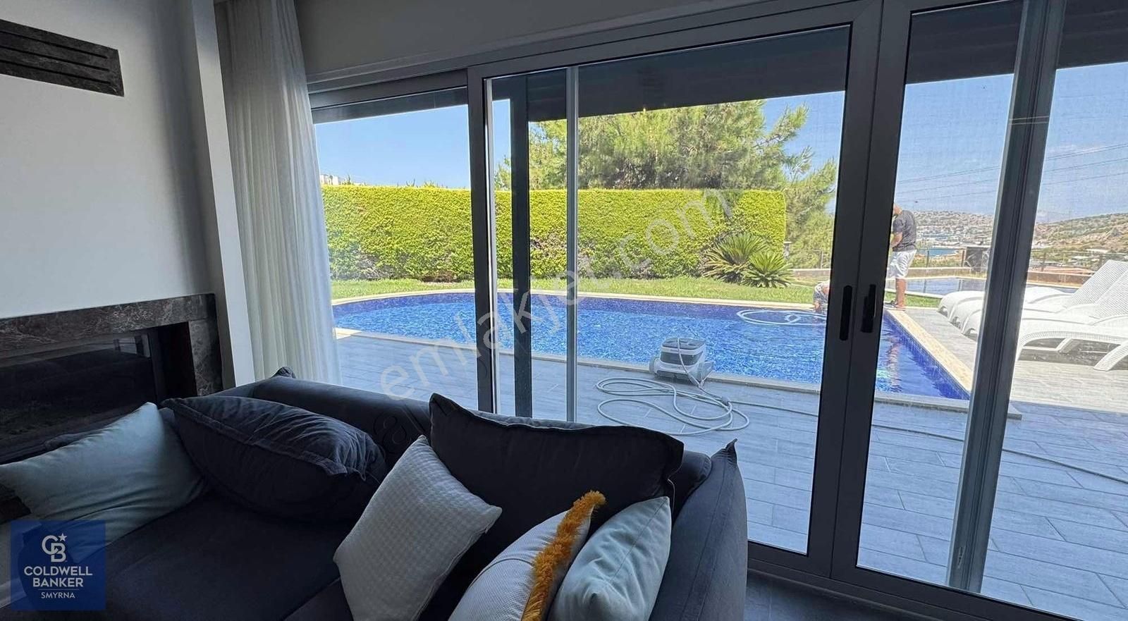 Çeşme Fenerburnunda Satılık Deniz Manzaralı Lüks Villa - Görsel 21