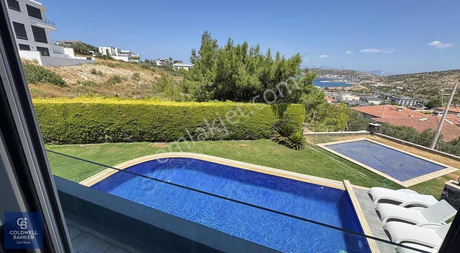 Çeşme Fenerburnunda Satılık Deniz Manzaralı Lüks Villa - Görsel 25