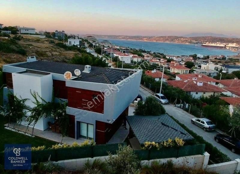 Çeşme Fenerburnunda Satılık Deniz Manzaralı Lüks Villa - Görsel 30