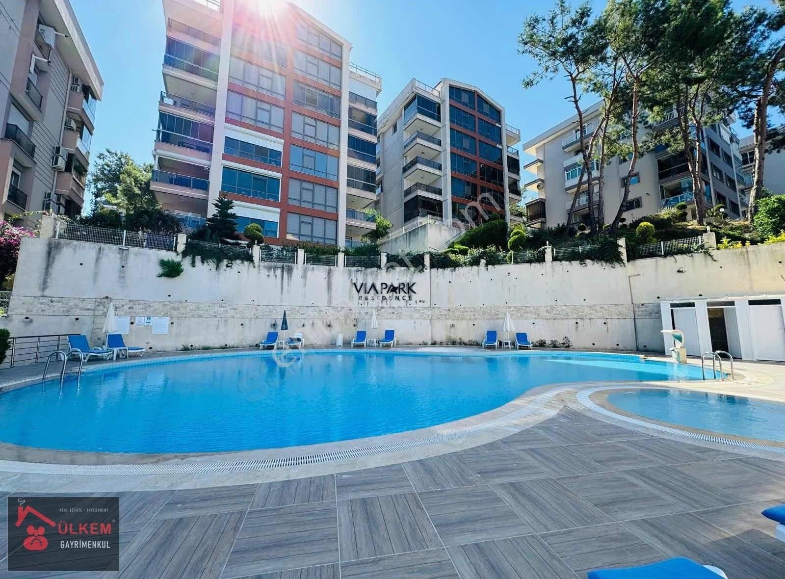 Kuşadası Satılık 2 Daire 1 Dükkan Tek Tapu Lüks Site - Görsel 30