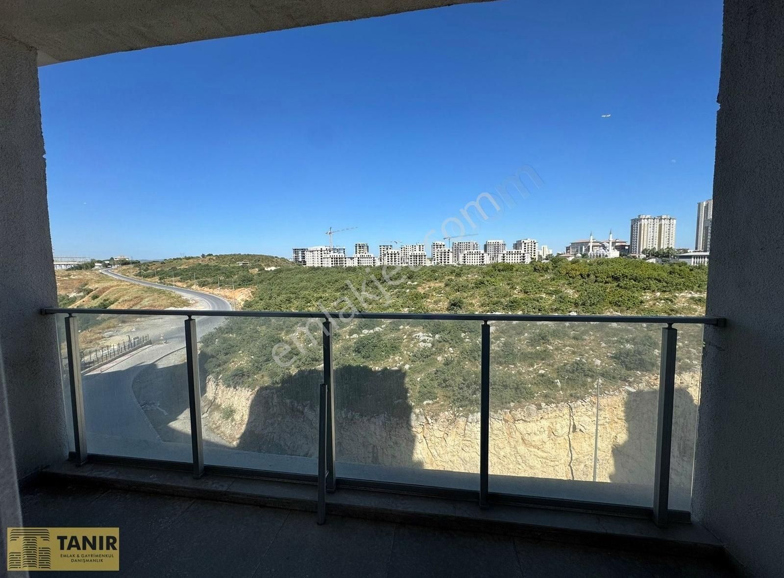 Sky Bahçeşehir Çok Temiz Vadi Mazaralı Satılık 2+1 Daire