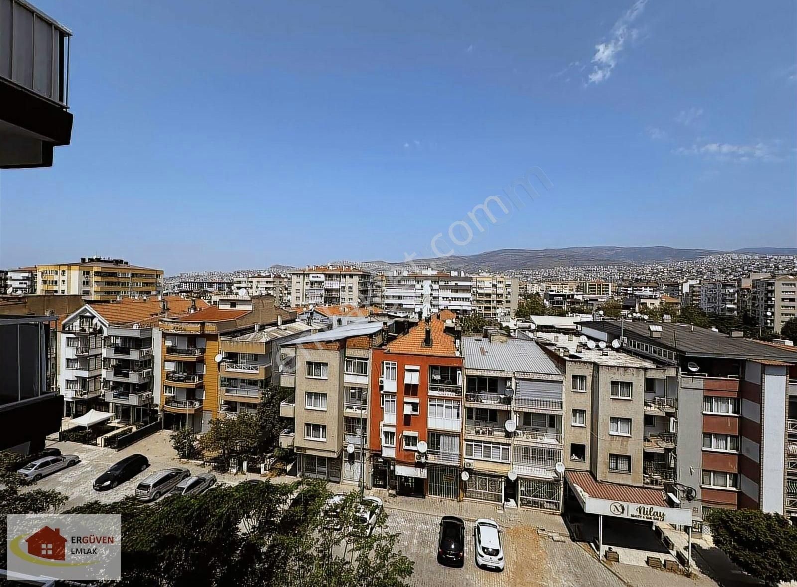 Ergüven Emlak/ege Üni.yakını/özkanlar Çarşı/önü Açık Ferah