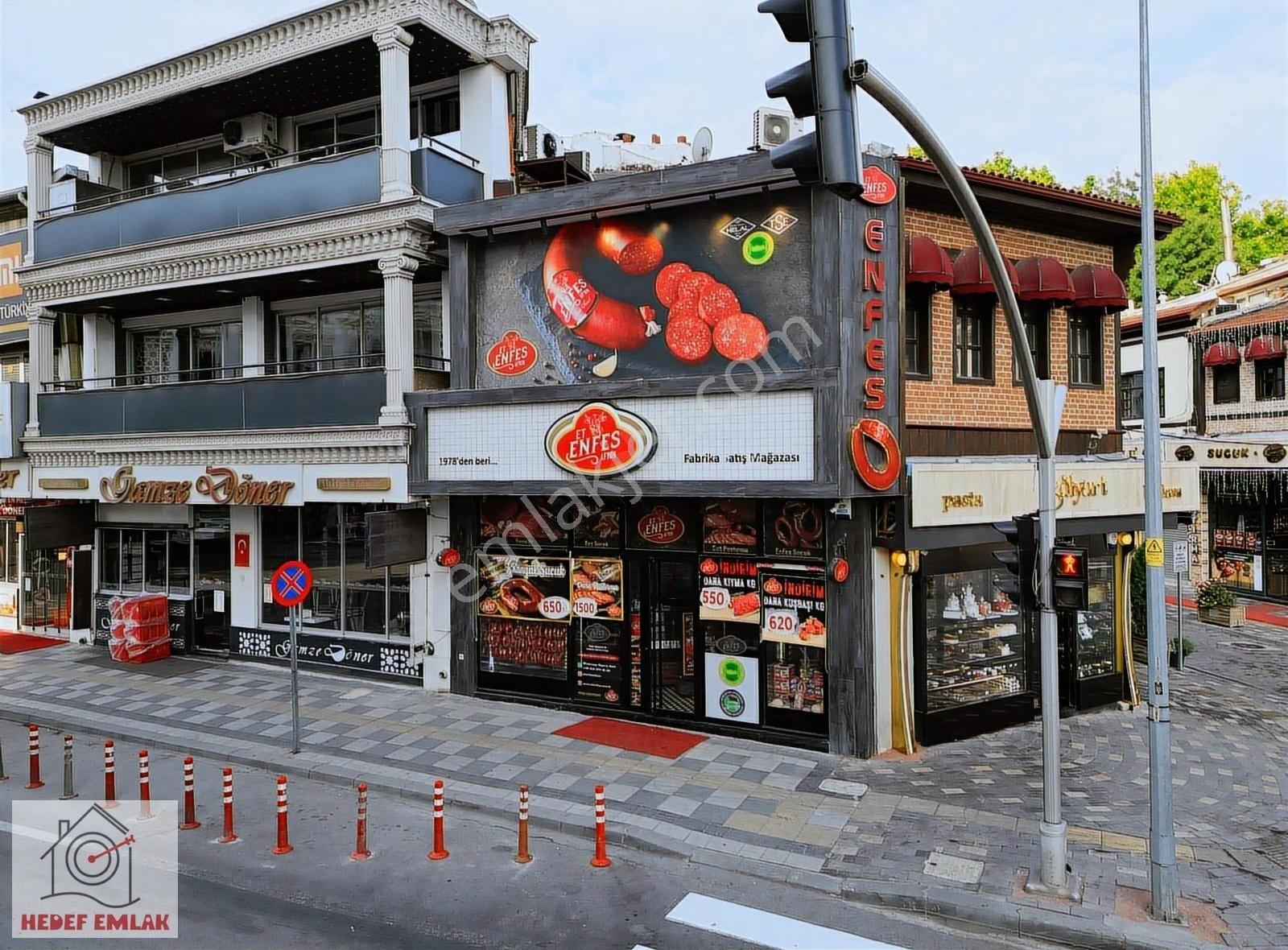 Uzun Çarşı Girişi Bankalar Caddesi Köşe Parsel Satılık Dükkan - Görsel 9
