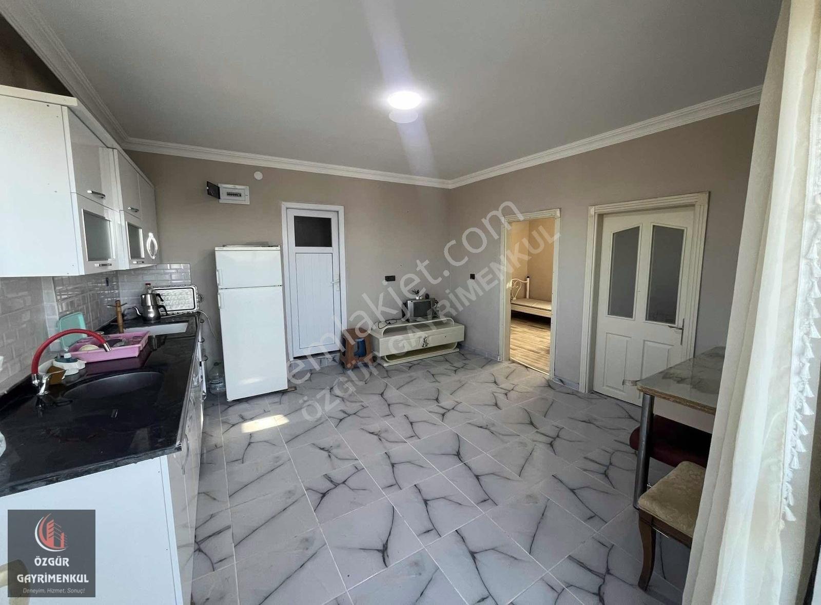 Özgür'den Eski Malatya'da Satılık Müstakil Ev Ve 500 M² Arsa - Görsel 4
