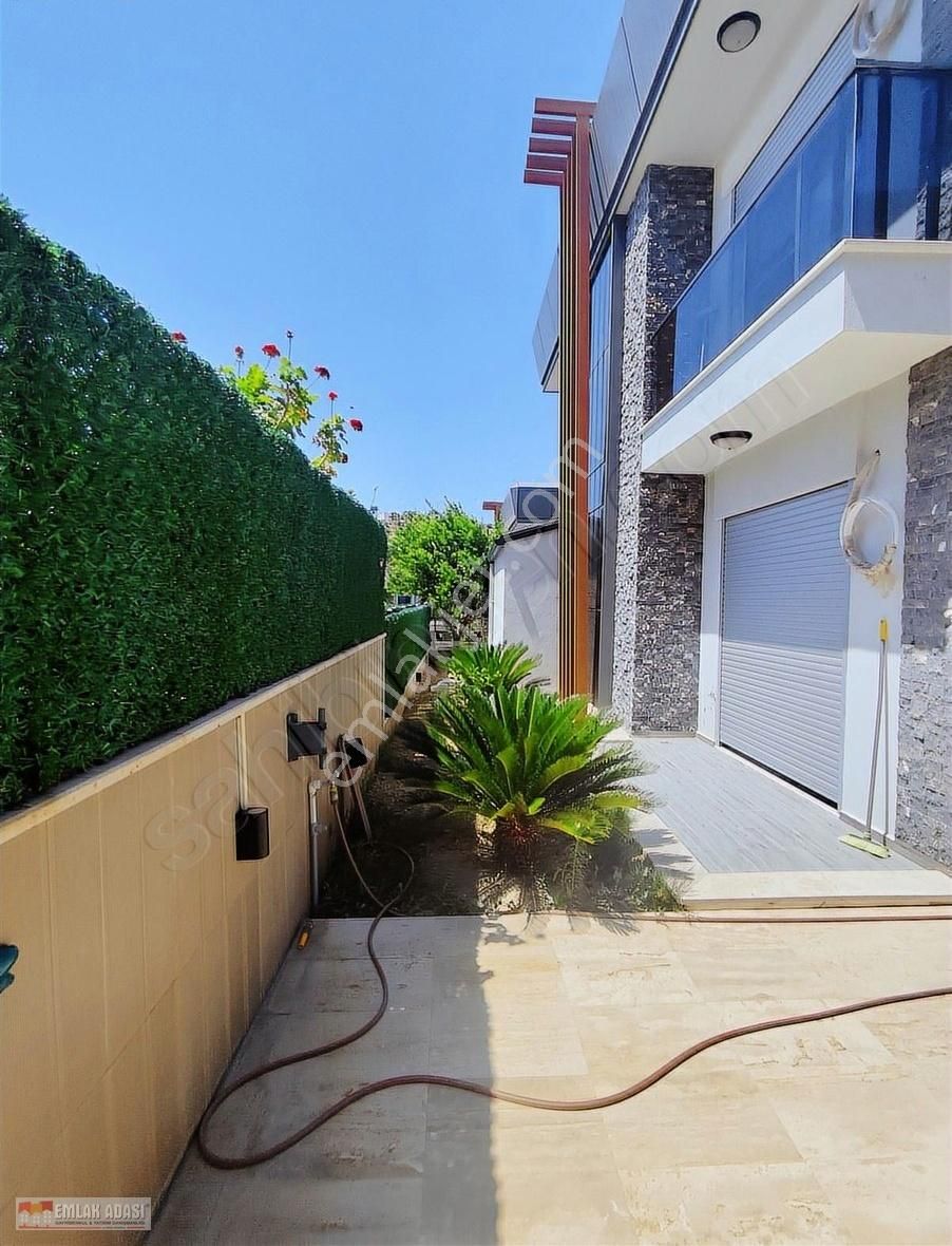 Kuşadası Kadınlar Denizi Müstakil Havuzlu Satılık 4+1 Dubleks - Görsel 21